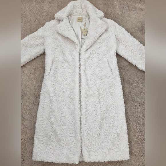 New With Tags! Elie Tahari Faux Fur White Coat Size Small - Picture 2 of 10